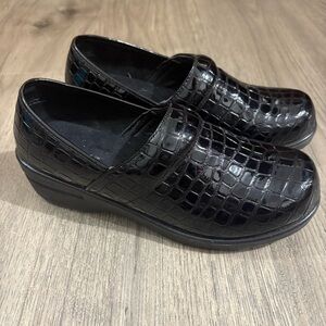 Judith Slip Resistant Mule Clogs Nurse Comfort Black Croc Patent Leather Sz 8.5